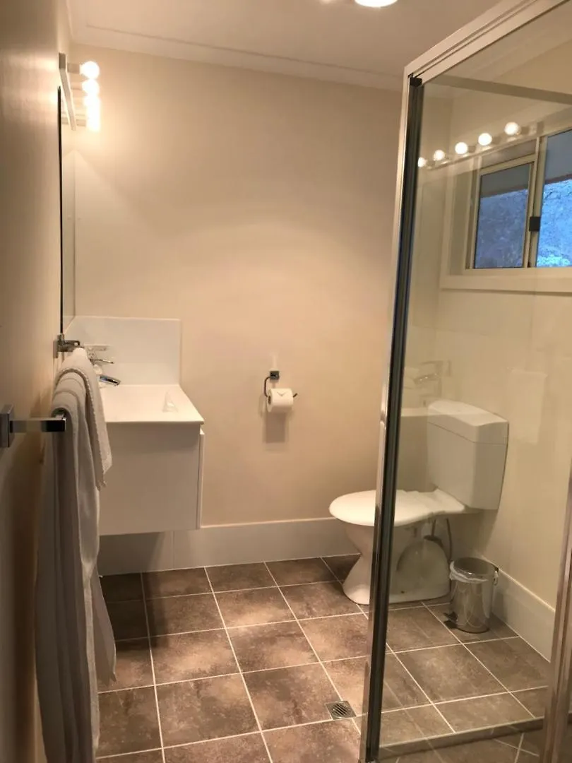 Sancerre Estate Bed and Breakfast Ballandean Bed & Breakfast